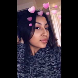 Meet your Posher, Prisila